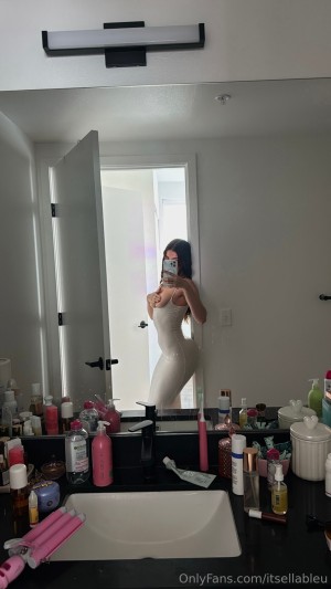 itsellableu Photo #7