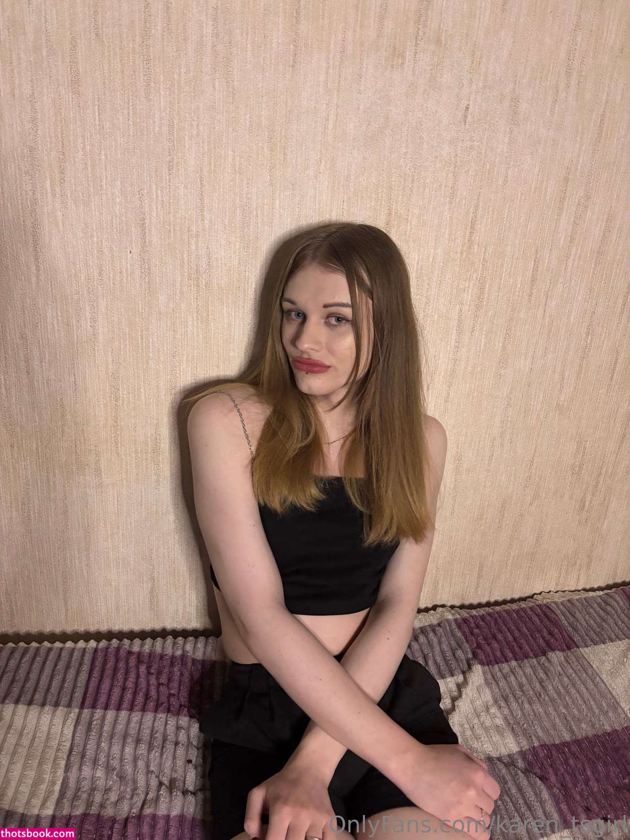 Karen Tsgirl Photo #14