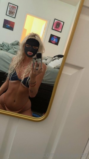 katywrenofficial Photo #14