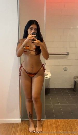 ashleydesiraee Photo #1