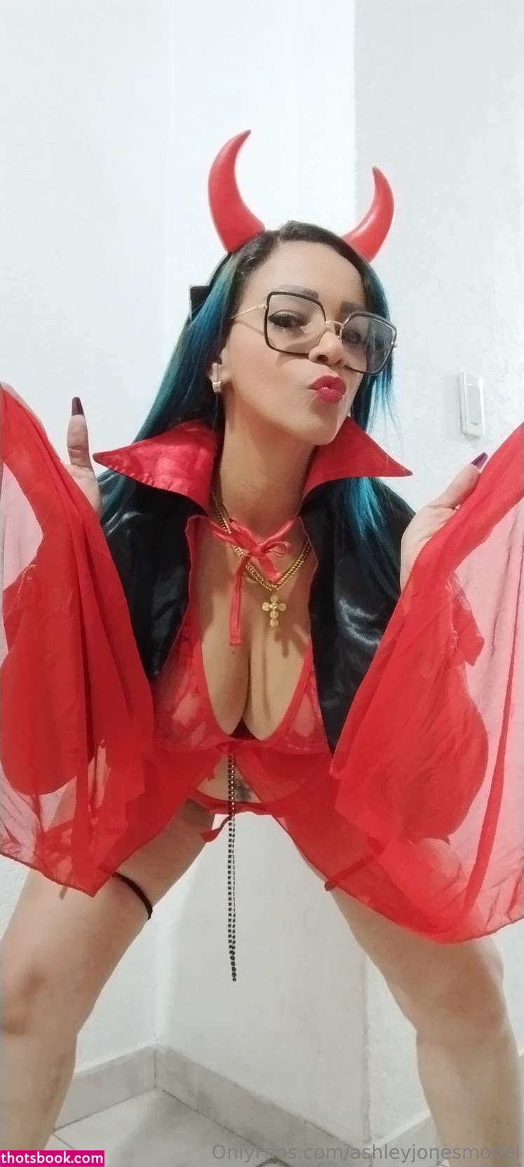 ashleyjonesmodel Photo #3