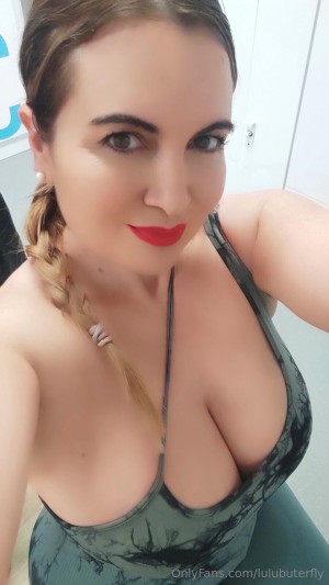 lulubuterfly Photo #24