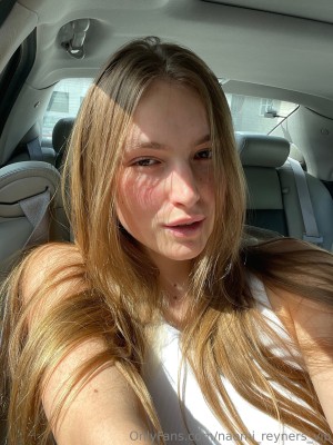 Naomi Reyner Photo #39