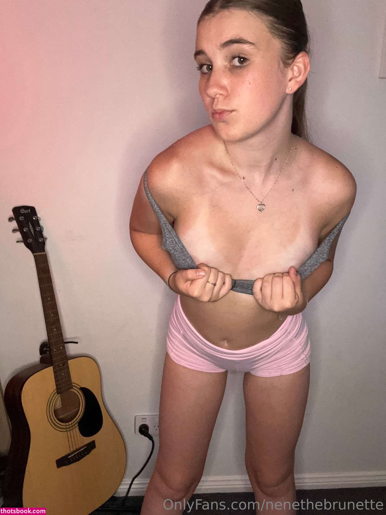 nenethebrunette Photo #18