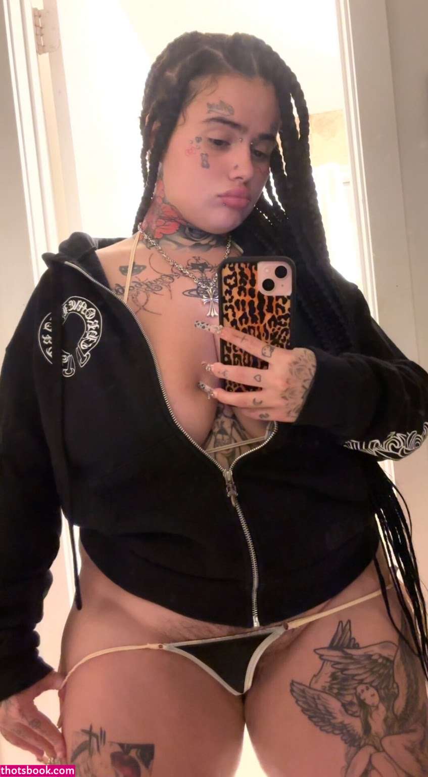 Bloodwrist Photo #33