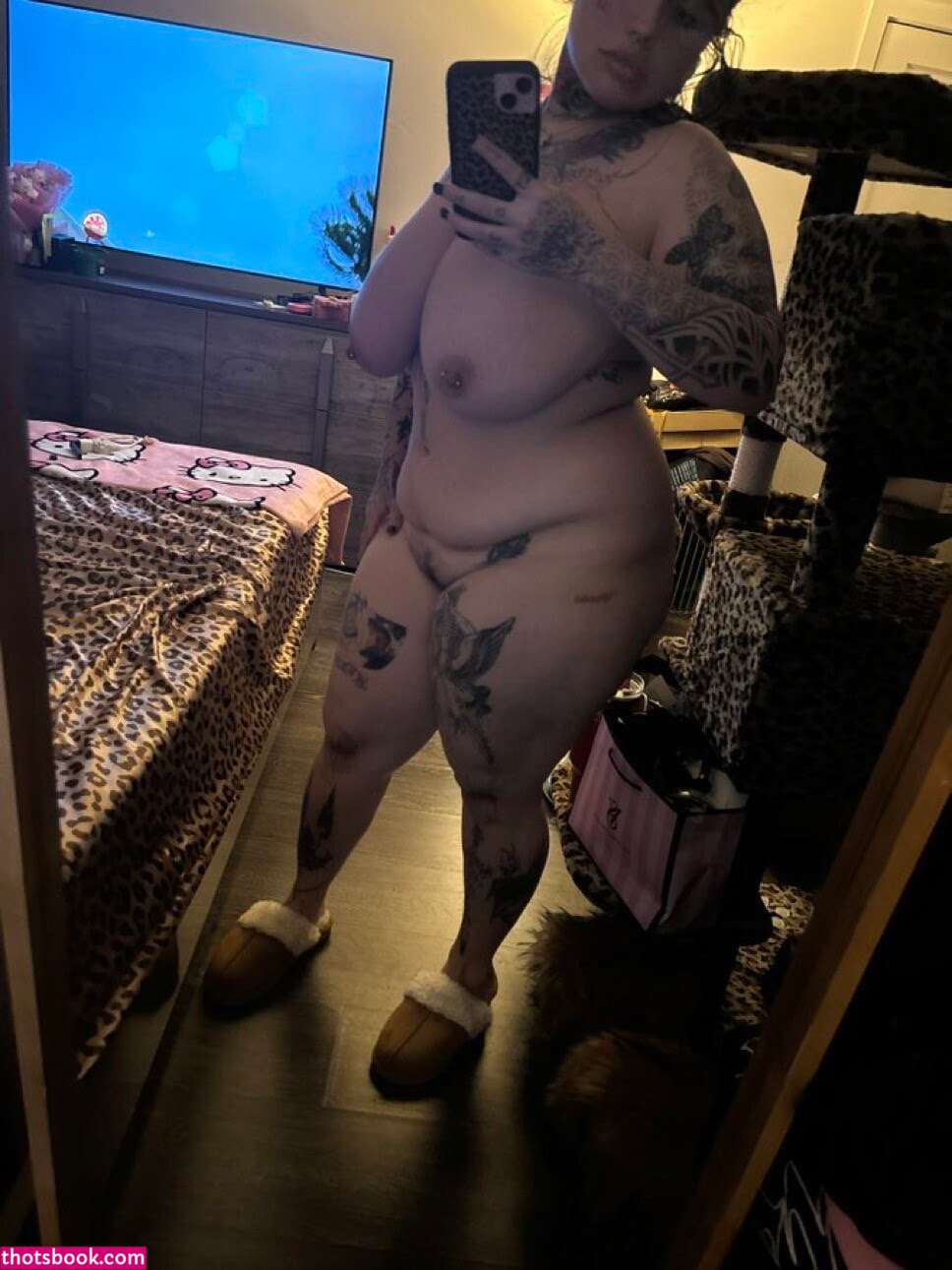 Bloodwrist Photo #65