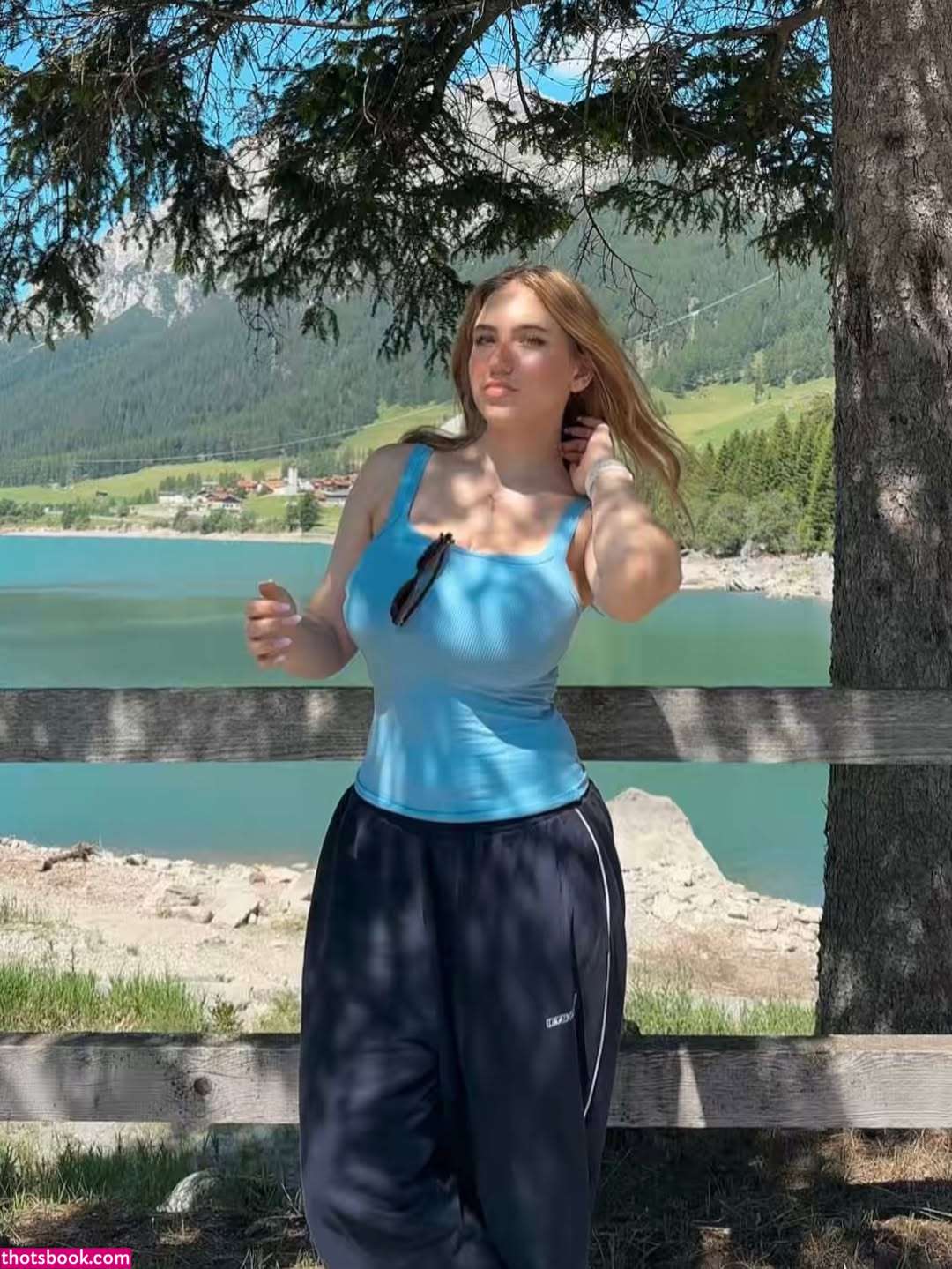 Chiri Francesca Photo #6