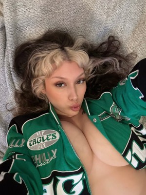 lilpochaco Photo #94