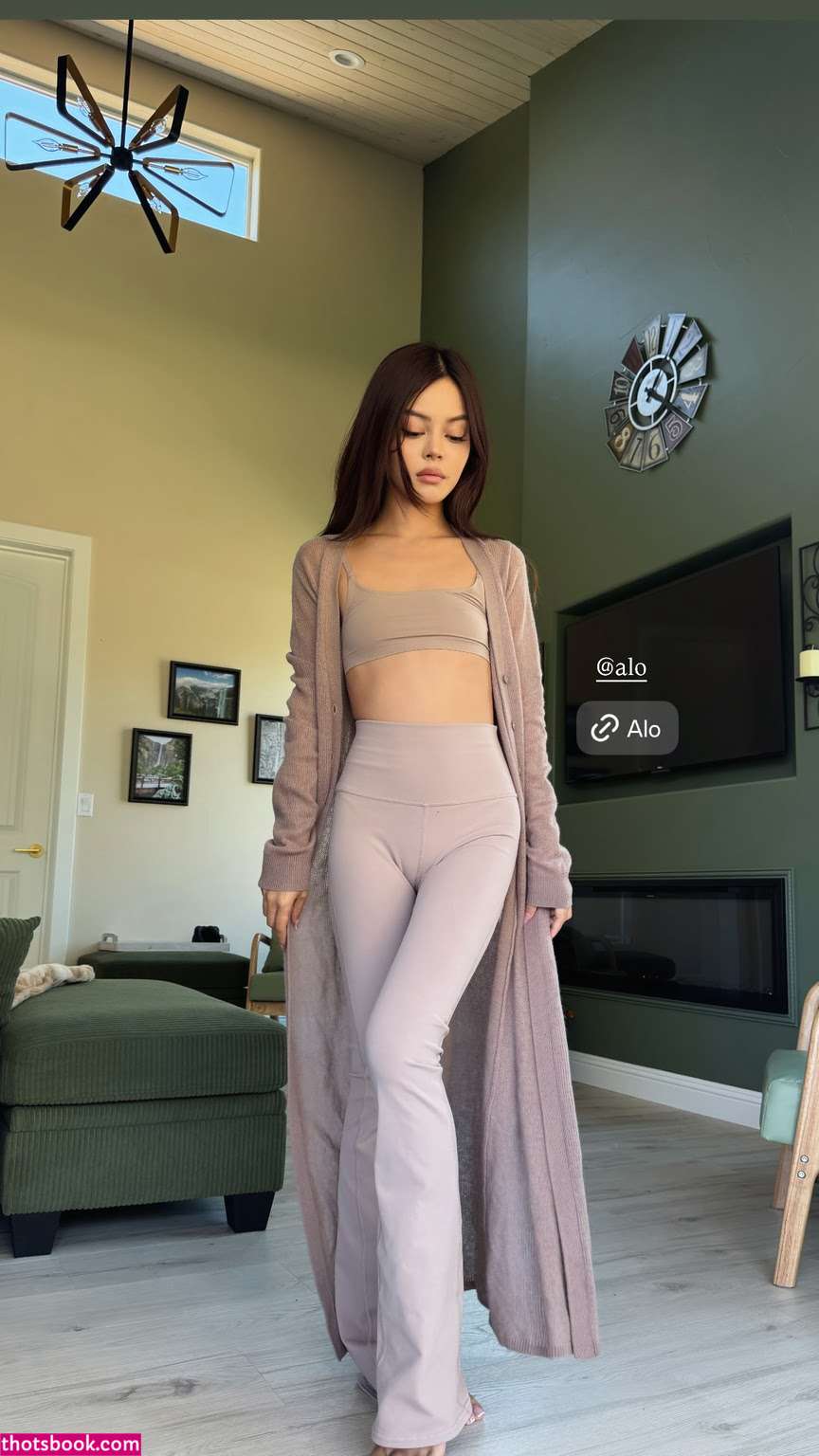 Lilymaymac Photo #46