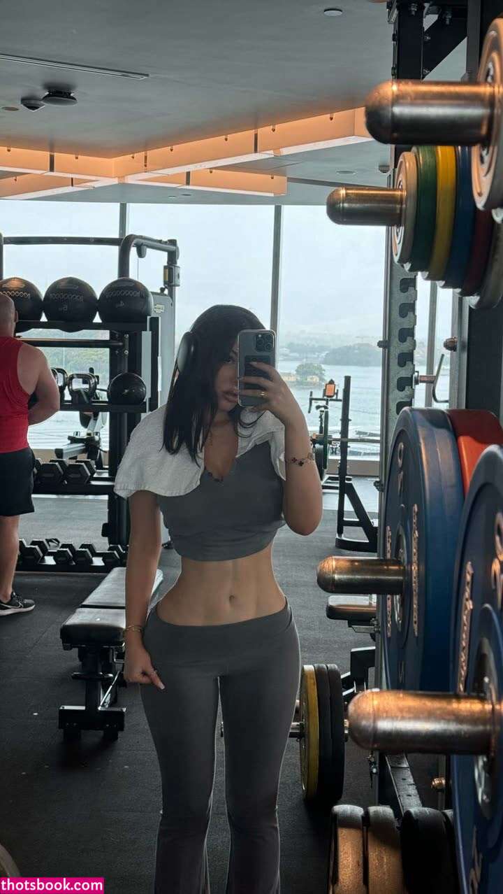 Mikaela Testa Photo #472