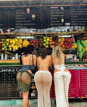 Mikaela Testa Photo #487