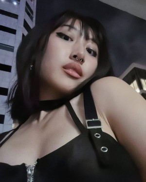 ilovekrobus Photo #2