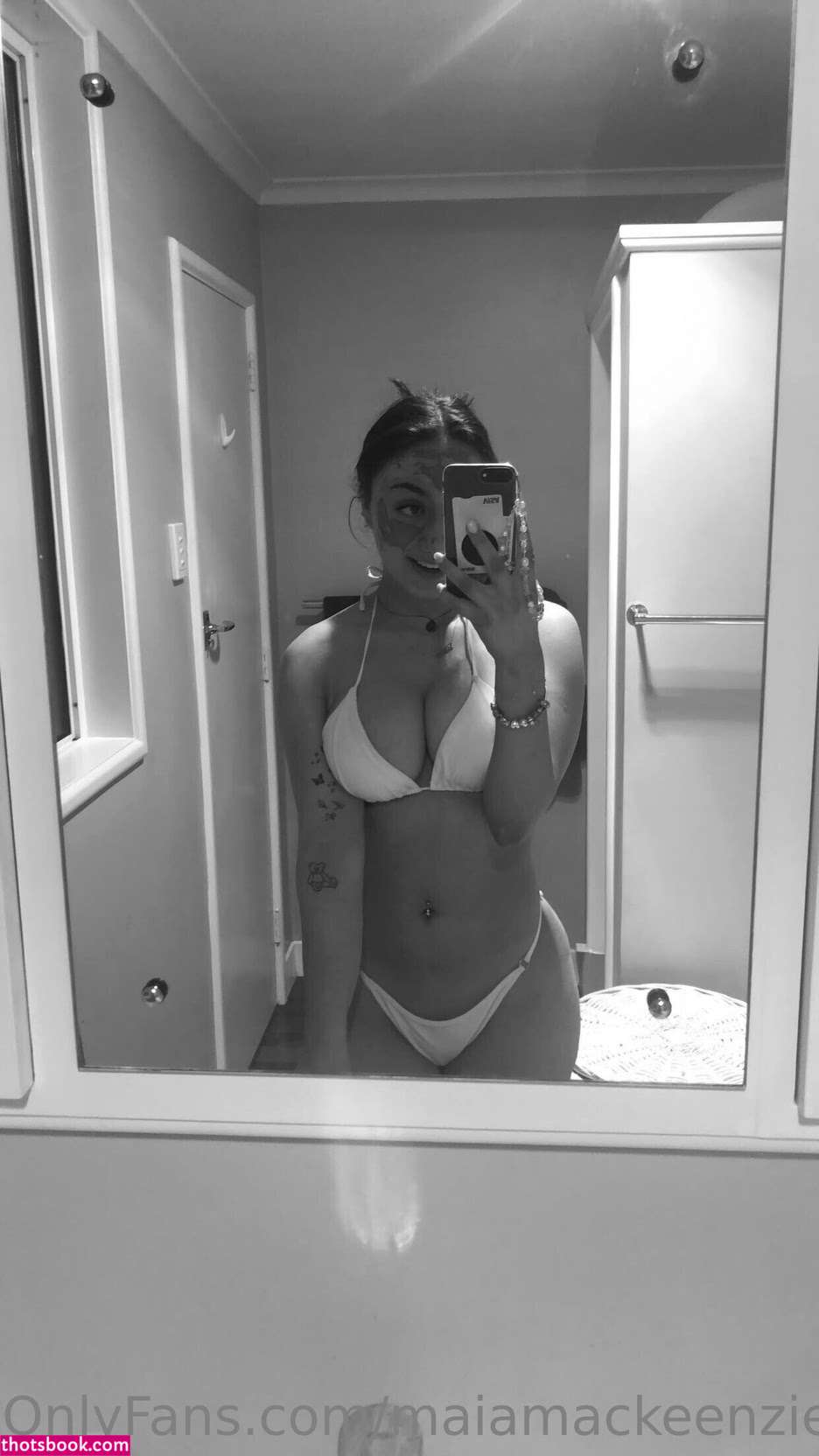 maiamackeenzie Photo #7