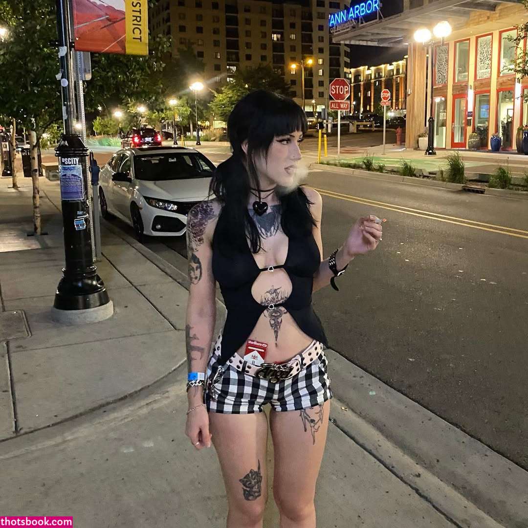 1111claire1111 Photo #5