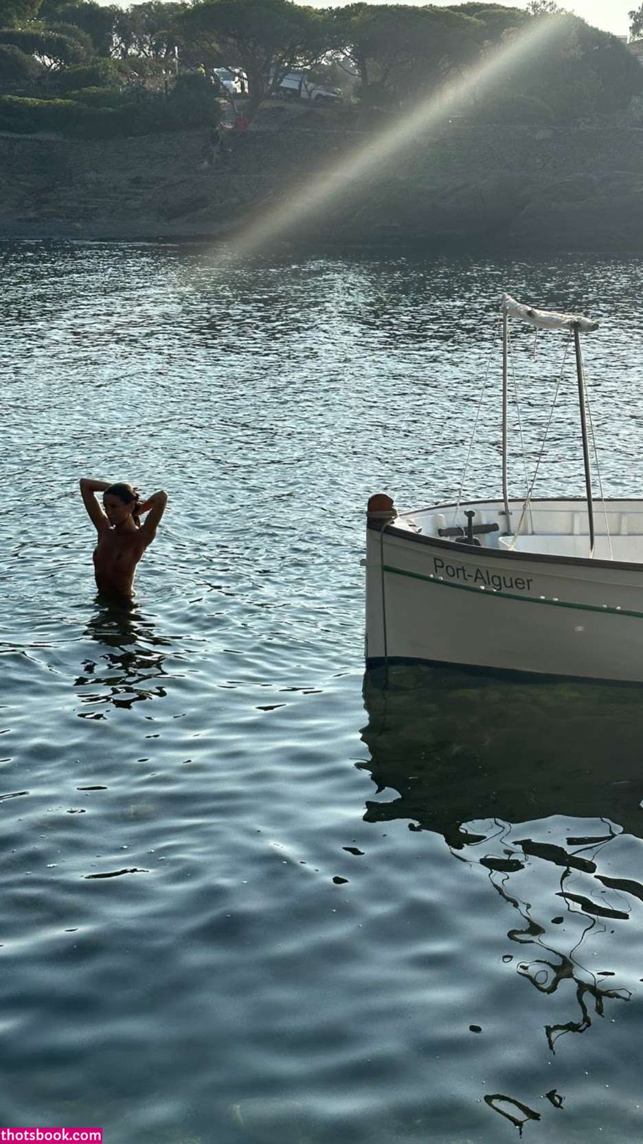 Alice Llenas Photo #16