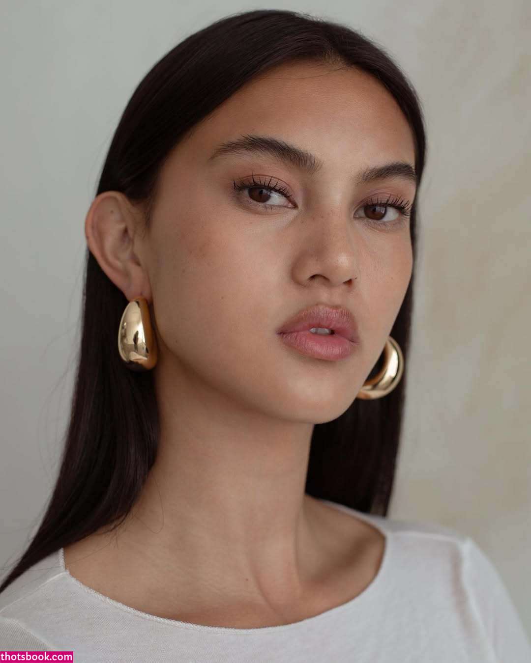 Amanda Sebastian Photo #28