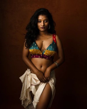 Divya Muraleedharan Photo #8