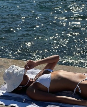 Diya Sharma Photo #33