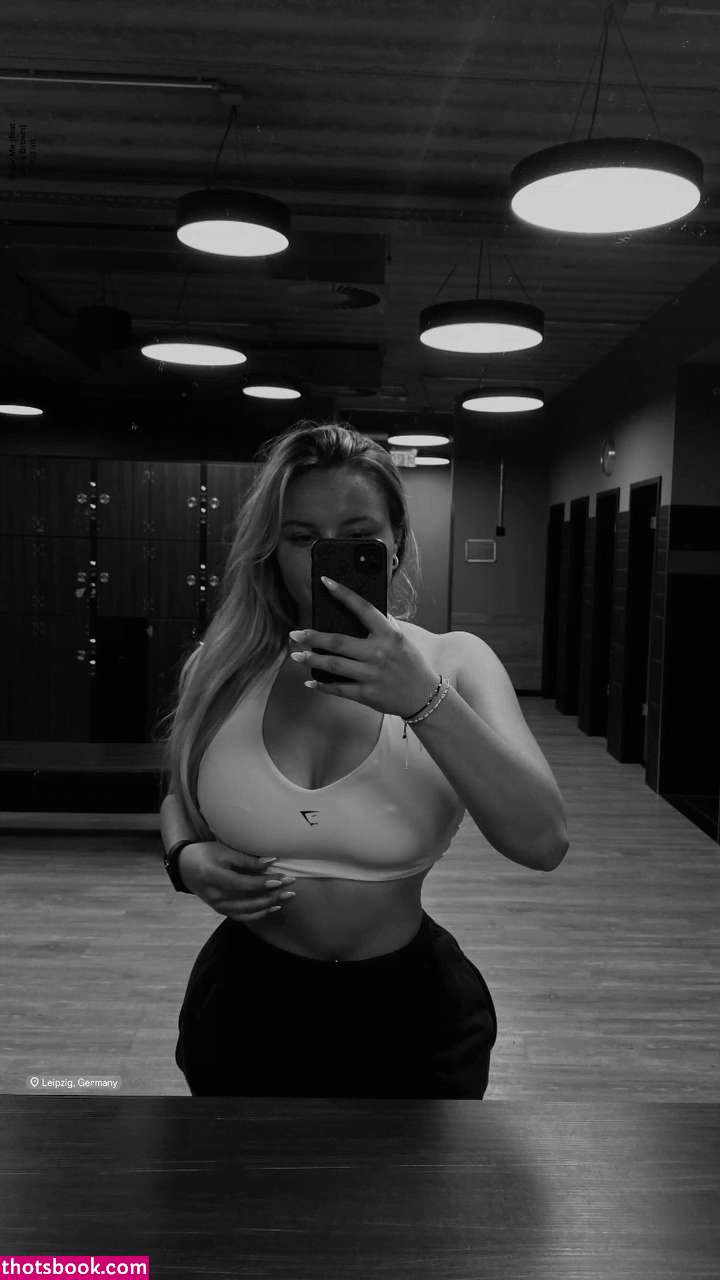 Madeleine 1912 Photo #16