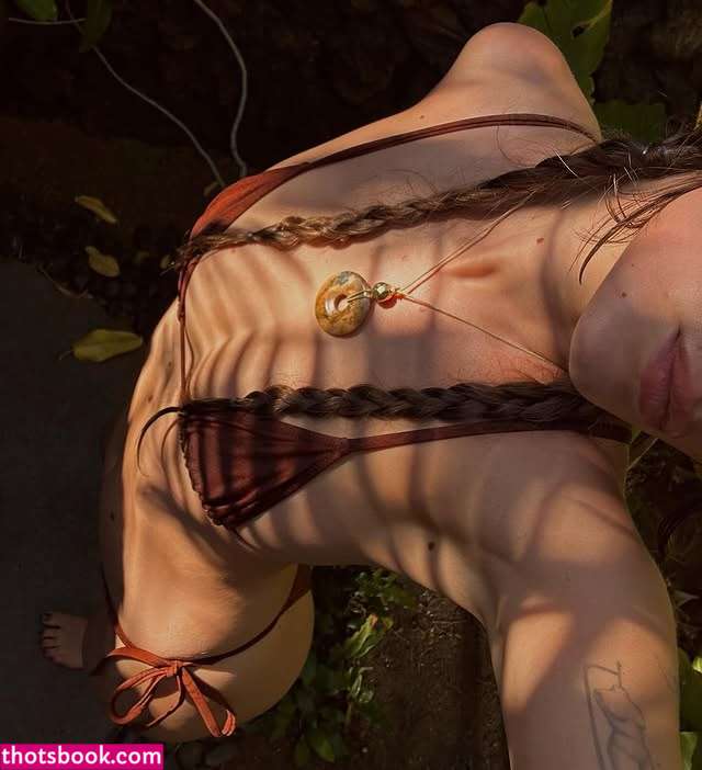 Madison Amateau Photo #9