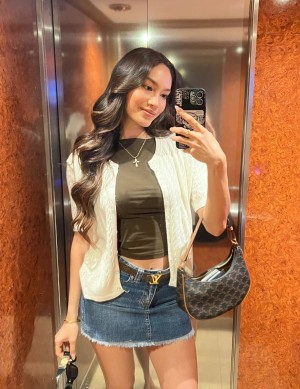 Vanessa Wenk Photo #36