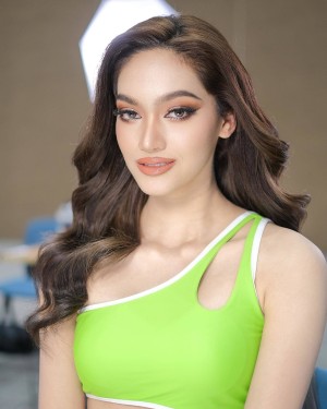 Vanessa Wenk Photo #50