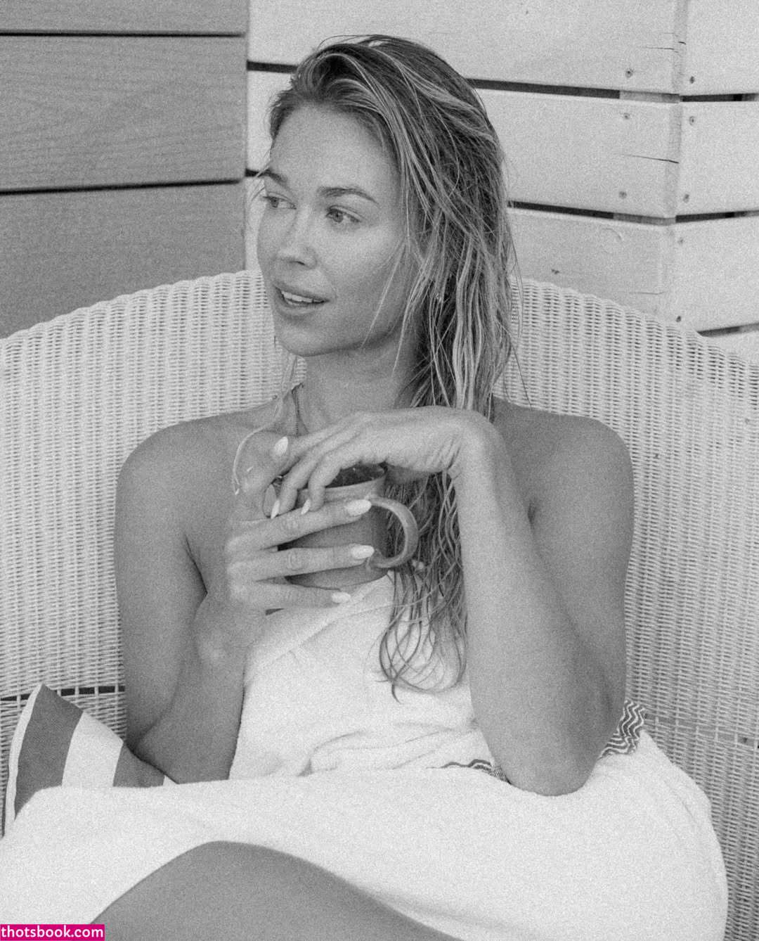 Lena Schwender Photo #22