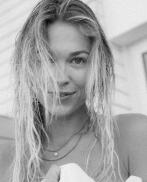 Lena Schwender Photo #21