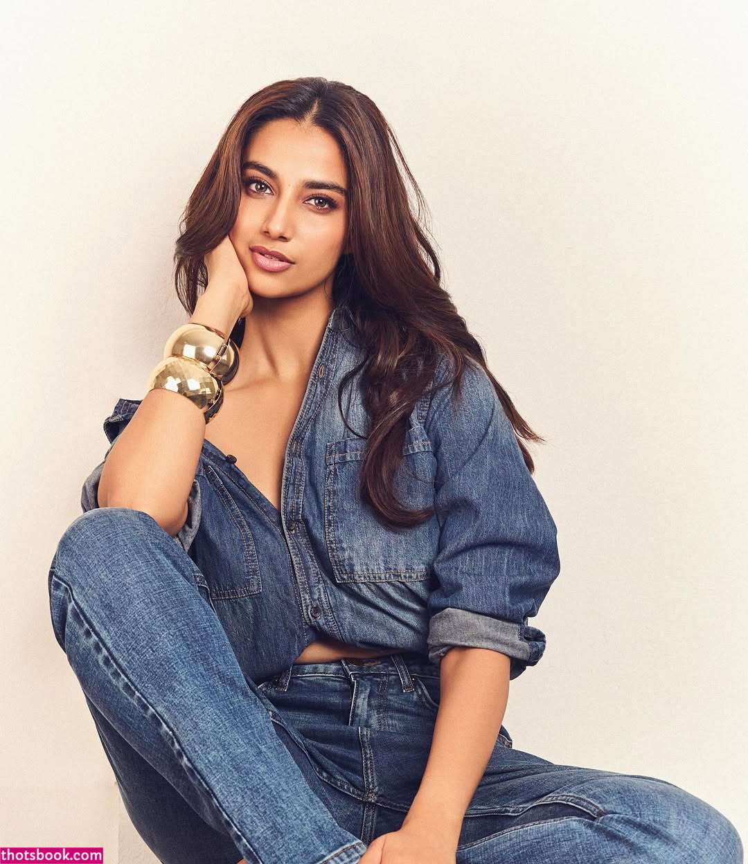 Meenakshi Chaudhary Photo #45