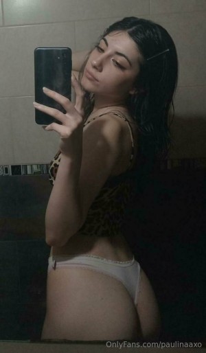 paulinaaxo Photo #1