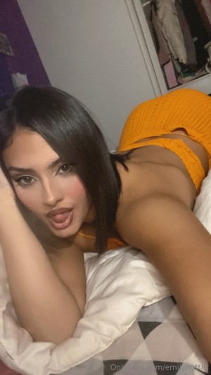 emilyhottie Photo #5