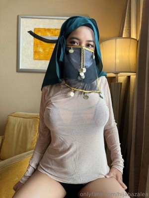 hijabazalea Photo #15