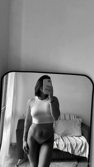 katesweet22 Photo #3