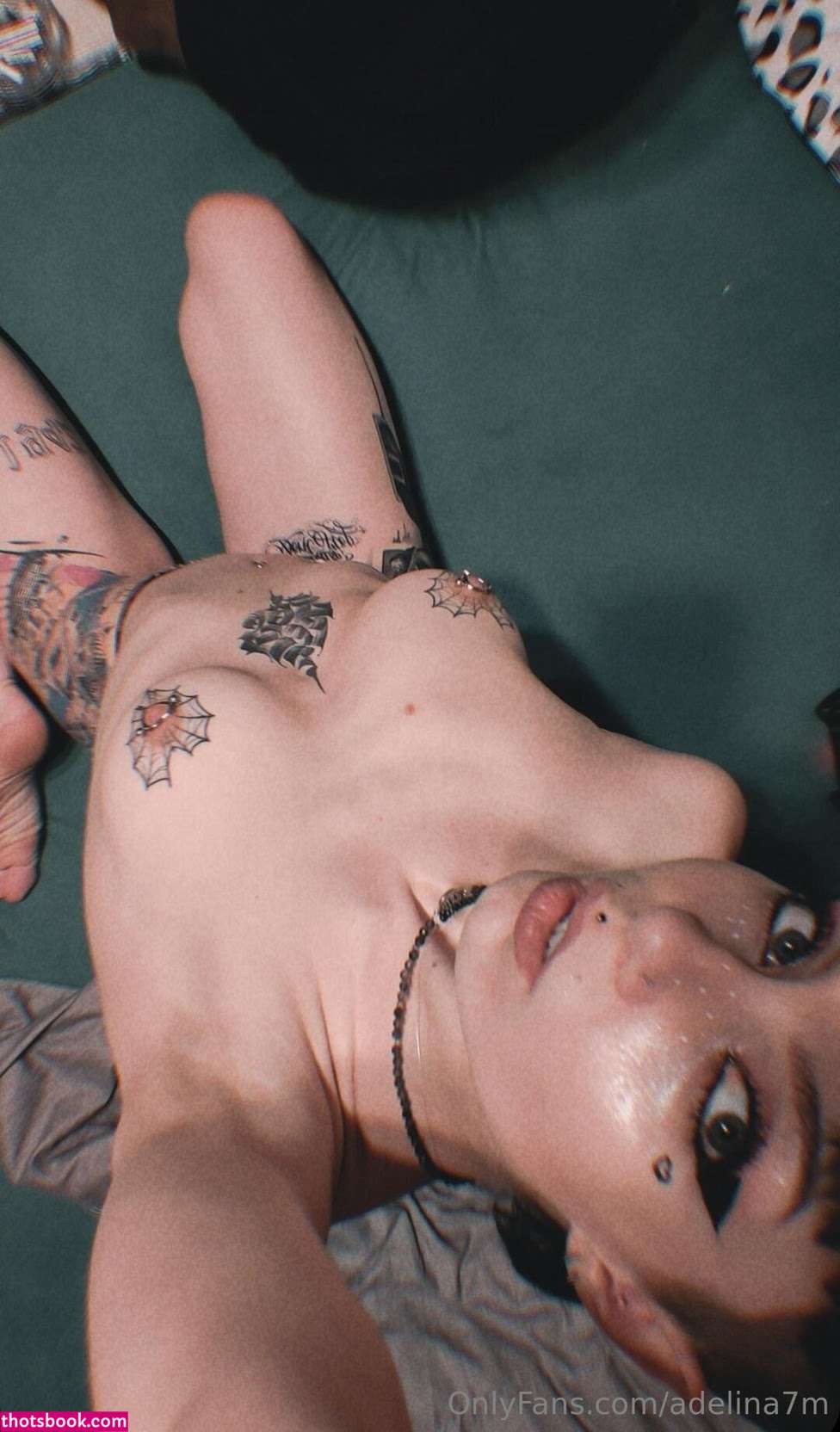 adelina7m Photo #19