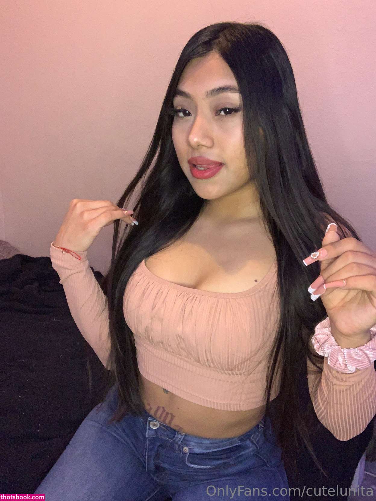 cutelunita Photo #29