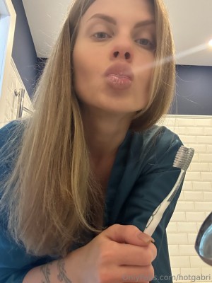 Lina Raven Photo #24