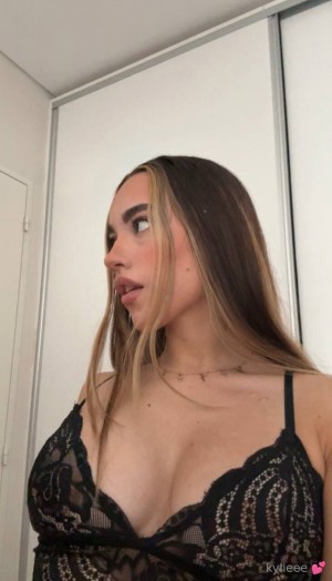 kyliethorne Photo #14