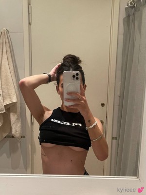 kyliethorne Photo #38