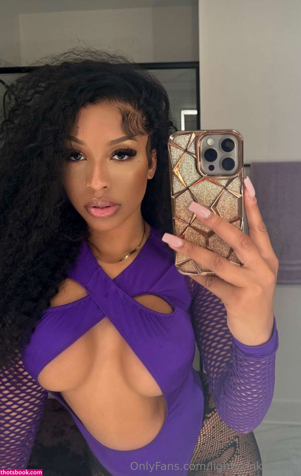 lightskinkimmm Photo #4