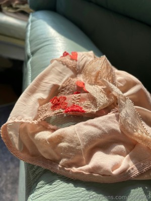 linviaslair Photo #9