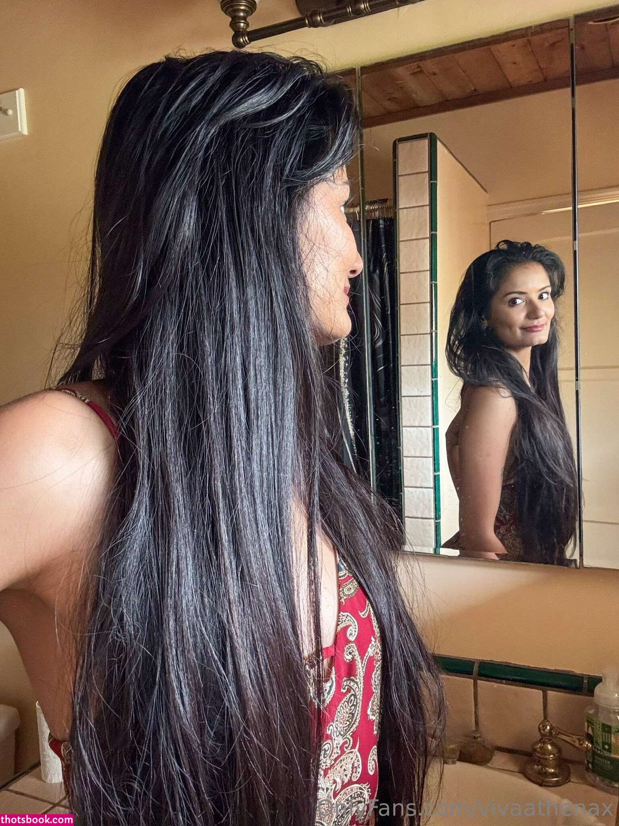 vivaathenax Photo #1