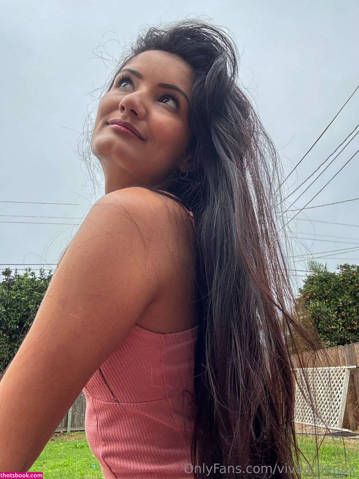 vivaathenax Photo #10