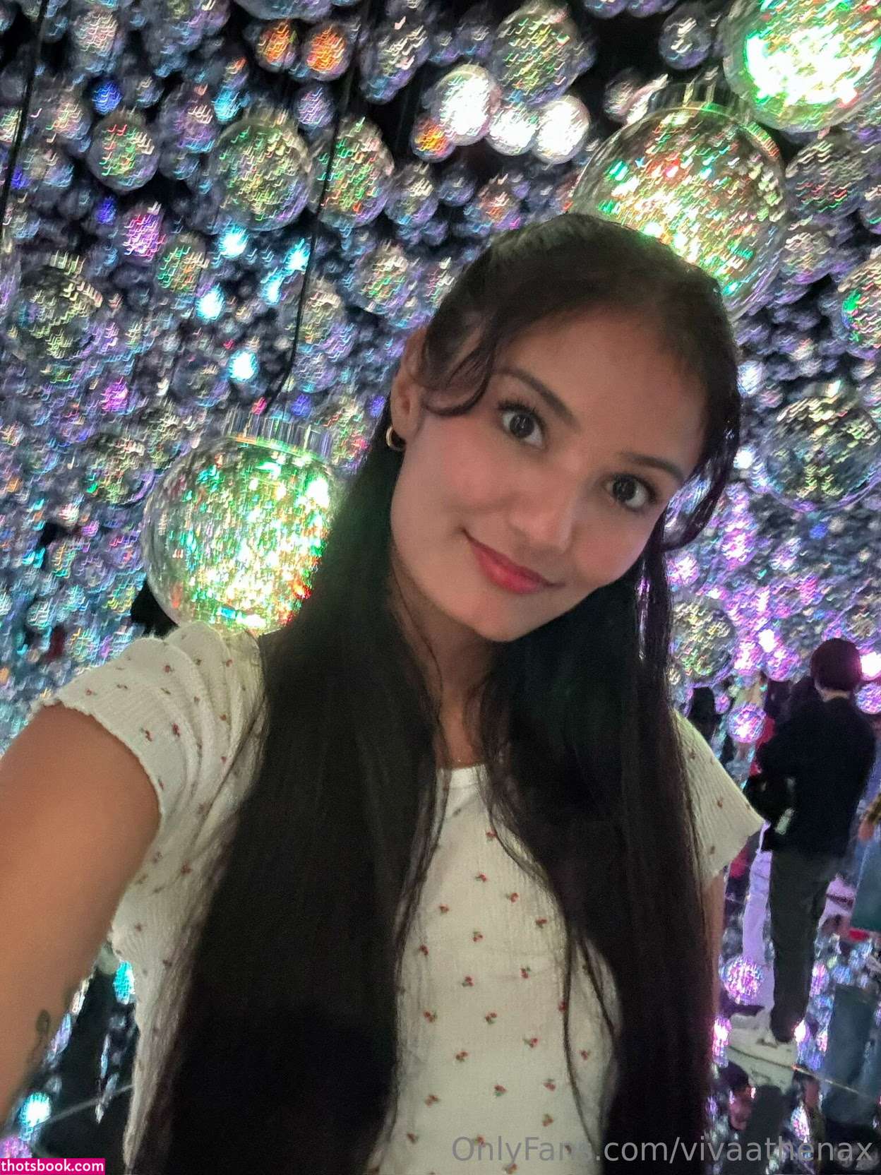 vivaathenax Photo #36