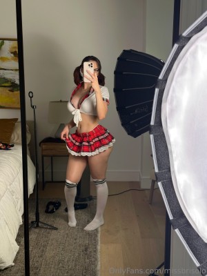 Miss Bri Torress Photo #859