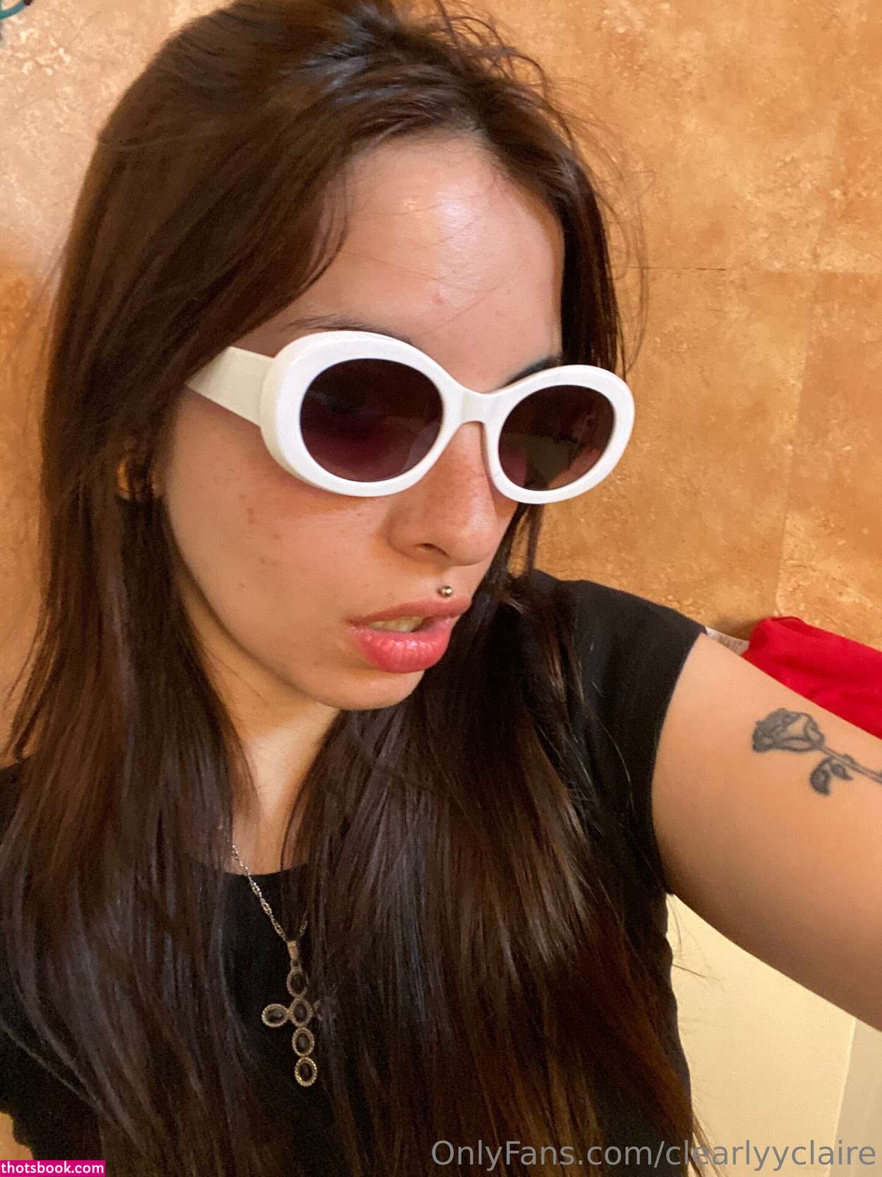 clearlyyclaire Photo #5