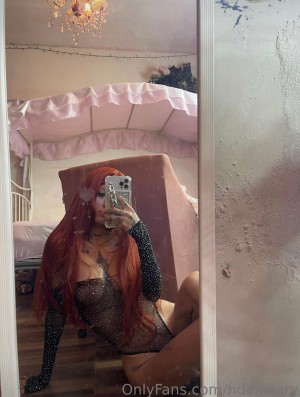 Hillary Martinez Photo #18