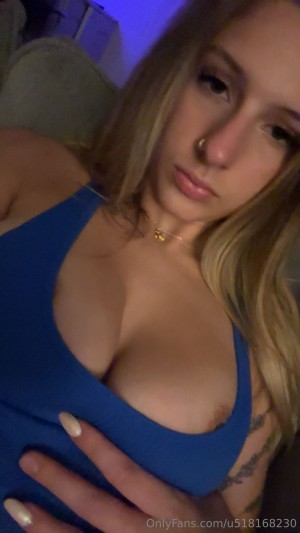 Ninabrooks Photo #20