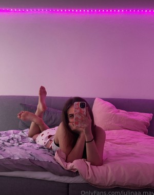 Julinaa May Photo #7