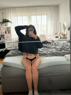 Julinaa May Photo #20