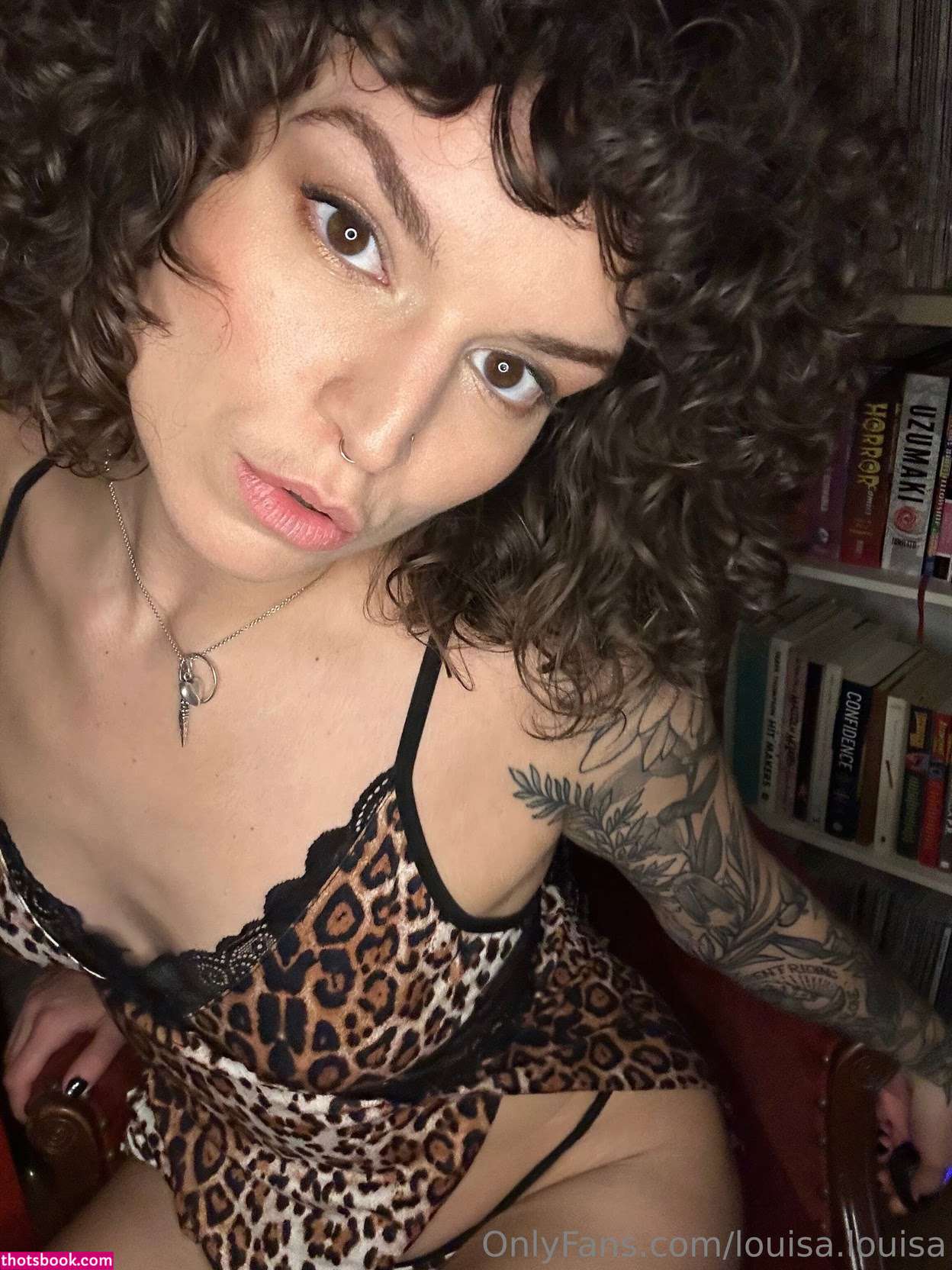 Miss Louisa Photo #10